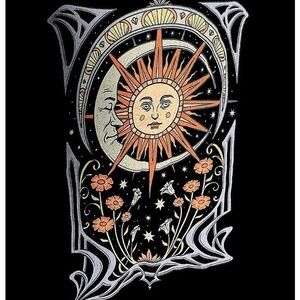 TORRID Sun Moon Classic Fit Sweatshirt NWT Size 3X